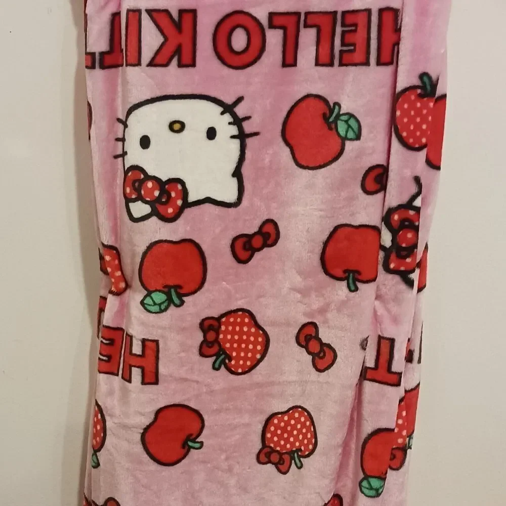 Hello Kitty Pink Throw Blanket with Apples